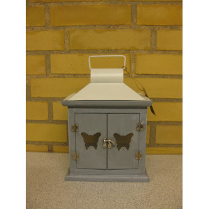 https://www.gave-boden.dk/1731-1780-thickbox/lanterne-i-trae.jpg