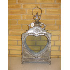 Lanterne med hjerteglas