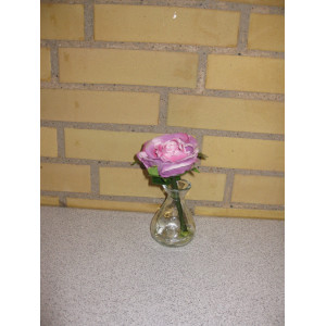 https://www.gave-boden.dk/2655-2698-thickbox/glasvase-med-rose-lilla.jpg
